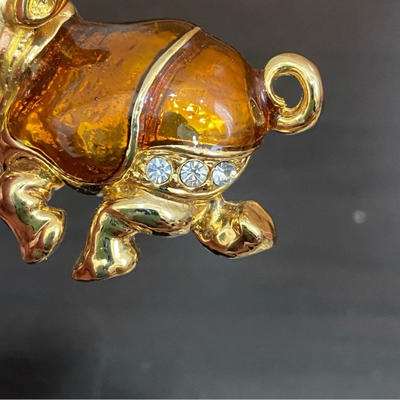 Vintage Regency Accessories Rhinoceros Enamel Rhinestones Brooch - Picture 10 of 11